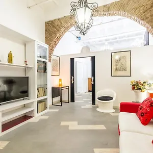 enjoy-your-stay-navona-square-apt.it-romehotels.com/